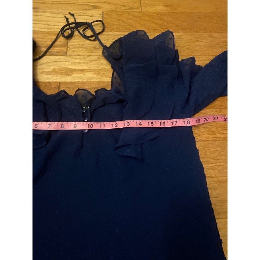 Gibsonlook, women's navy blue tied back basic blouse size XS - Picture 7 of 8